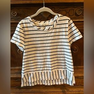 Escape by habitat clothes tee. Woman’s size small. White with black stripes